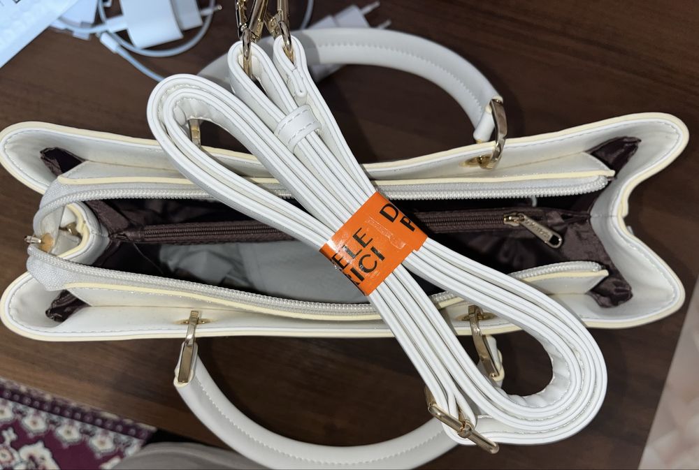 Продается сумка в отличным состаяние