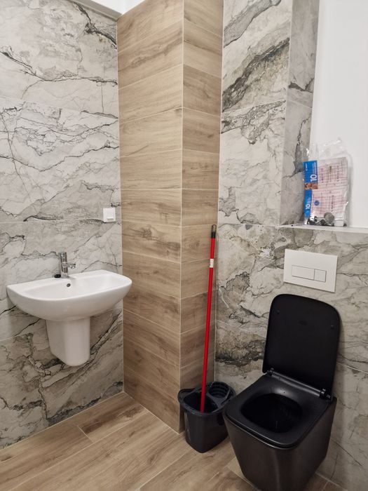 Închiriez apartament cu o cameră