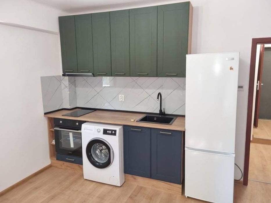 Дава се под наем Двустаен апартамент в София, Център - 53 кв.м за 562 € - Снимка #1