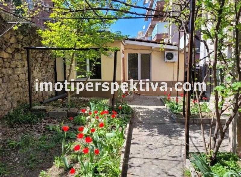 Продава се Етаж от къща в Пловдив, Център - 100 кв.м за 1930 €/кв.м - Снимка #9
