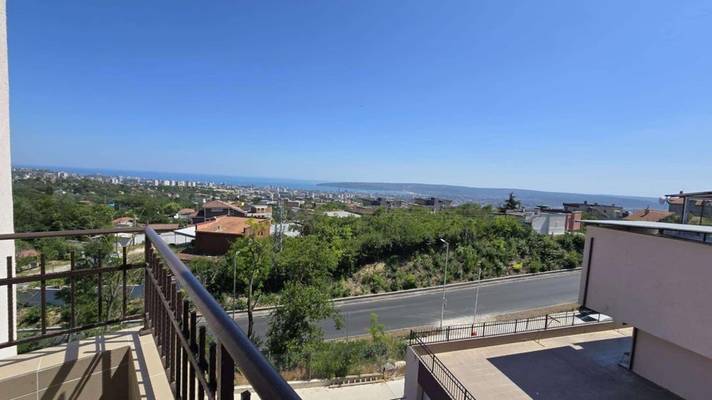 Дава се под наем Тристаен апартамент в Варна, Изгрев - 120 кв.м за 700 € - Снимка #8