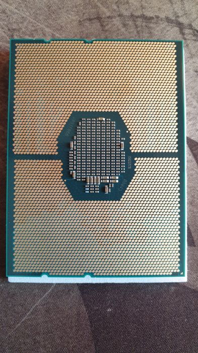 Procesor Server - Intel Xeon Silver 4114 ( LGA3647 / FCLGA3647 ) C620, C621, C622, C624, C627, C628)