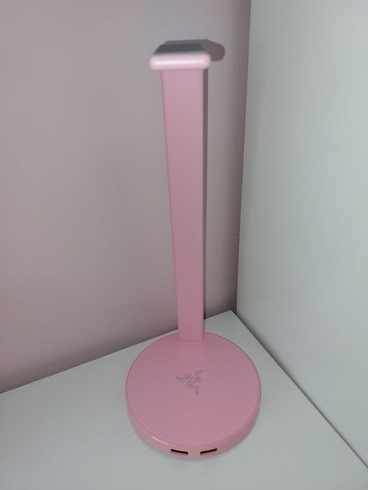 Razer Base Station V2 - Поставка за гейминг слушалки