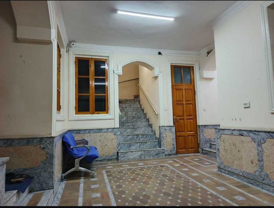 Продаётся дом возле ТЦ Самарканд дарвоза