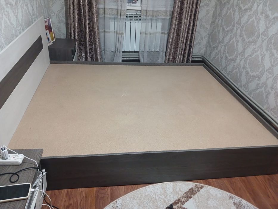 Продаёться двухспальная кровать