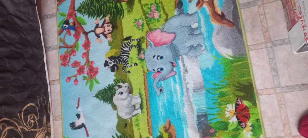 Детски килим за дете/бебе