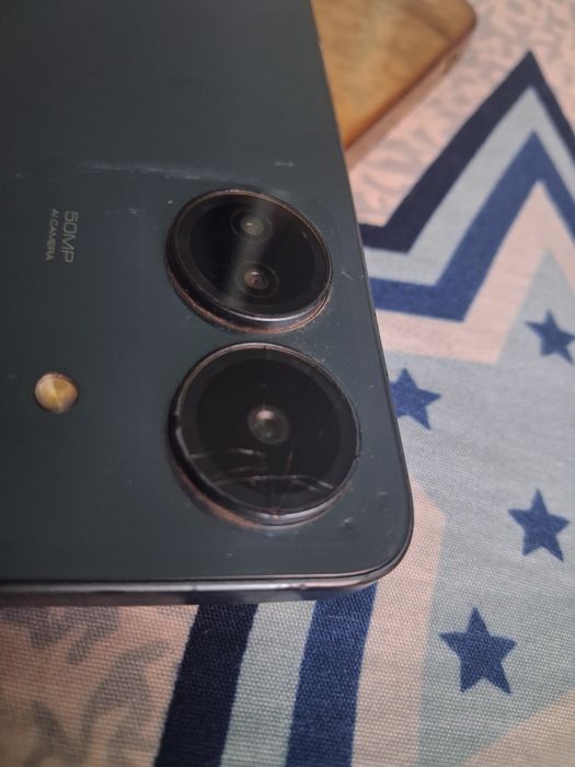 Продам телефон Redmi 13c