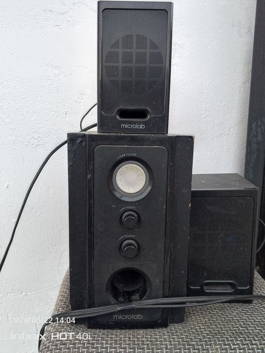 Продам колонку Микролаб модель- 528 всё работает