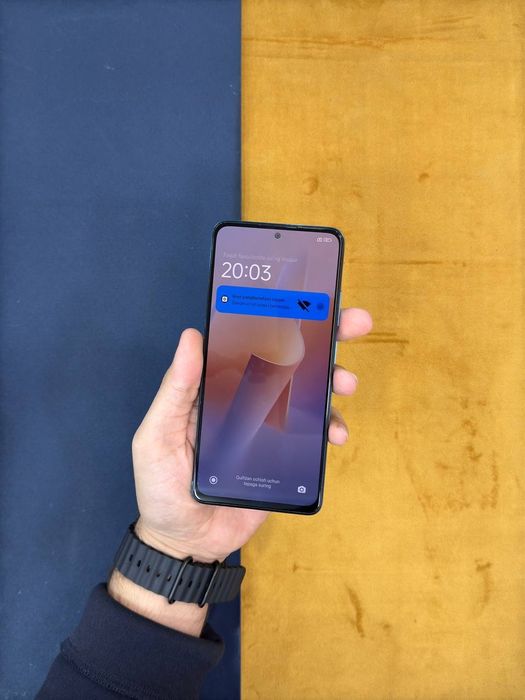 Redmi Note 12 Pro xolati ideal ishlashi zoʻr garantiya beriladi.