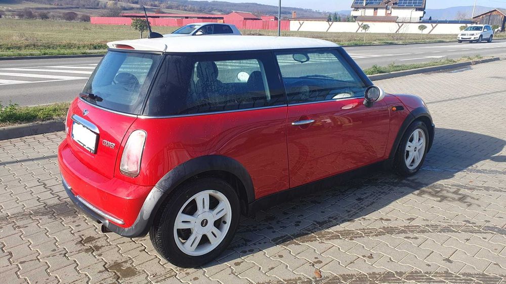 Mini Cooper - 2005