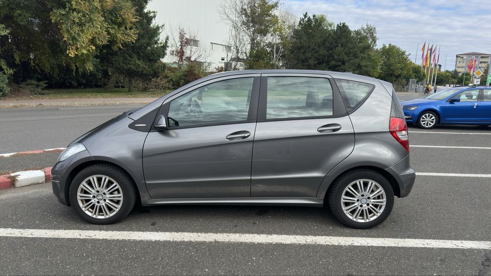 Mercedes A180 Elegance - Automat