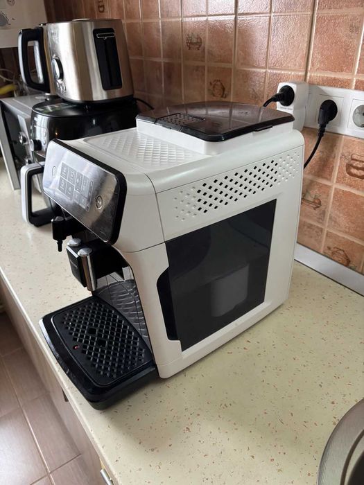 Espressor Philips 1200 EP1223/00, stare foarte bună