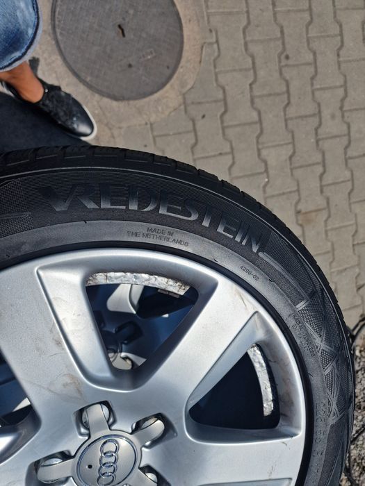 Гуми с Джанти за Audi A5,A6,A7 225/55 R17 Vredestein 2019