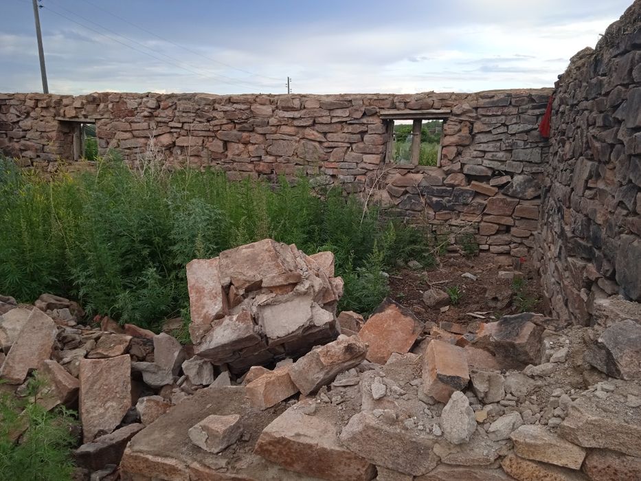 Продам каменное строение