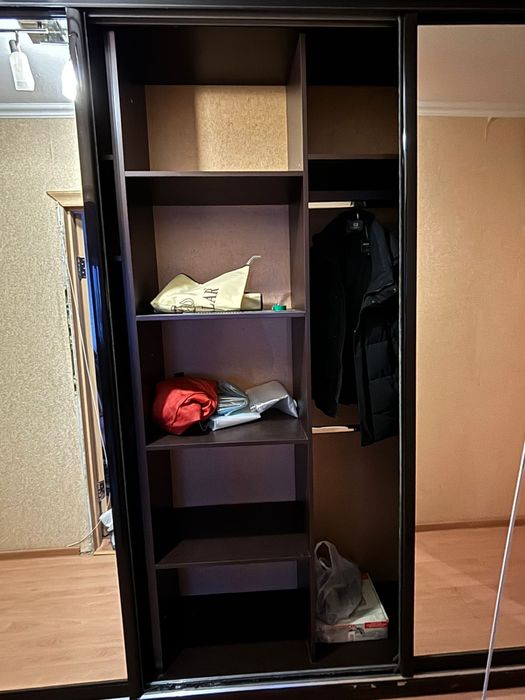 Продам шкаф купе