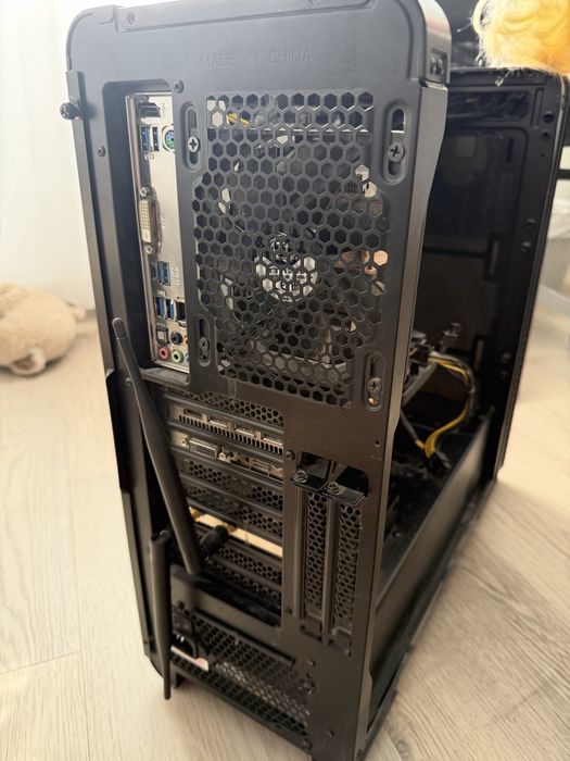 Pc desktop i7 64bg ram 1,5 tb ssd
