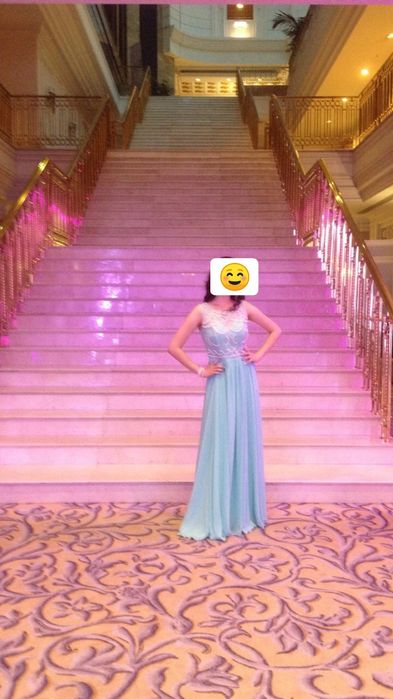 Вечернее платье б/у в отличном состоянии