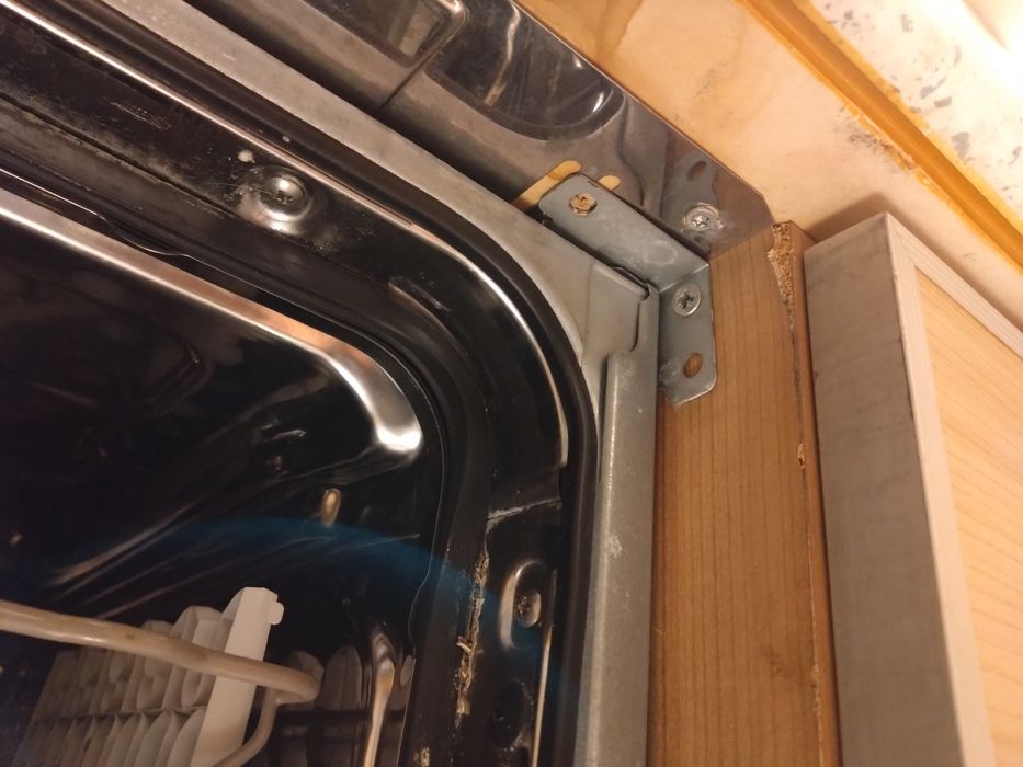 Съдомиялна машина AEG