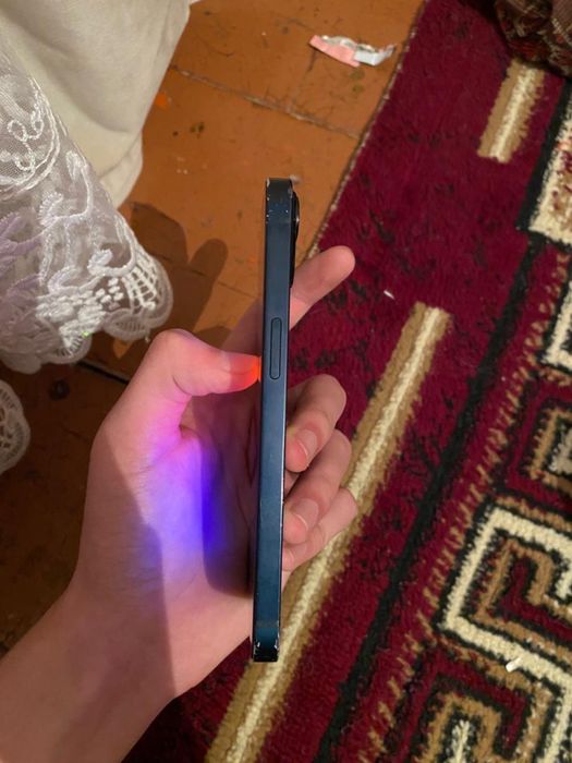 iPhone 13       128gb