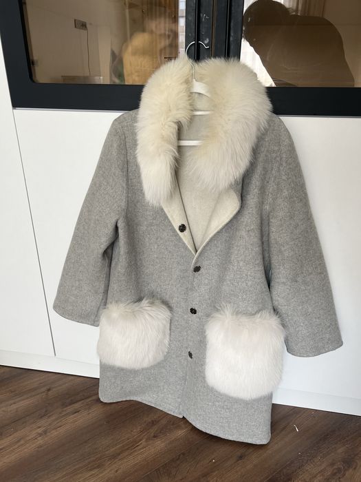 Пальто с натуральным мехом