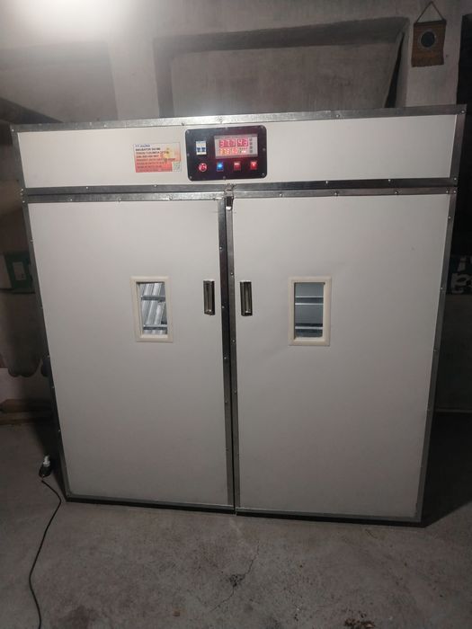 Инкубаторлар сотилади 3200 тали