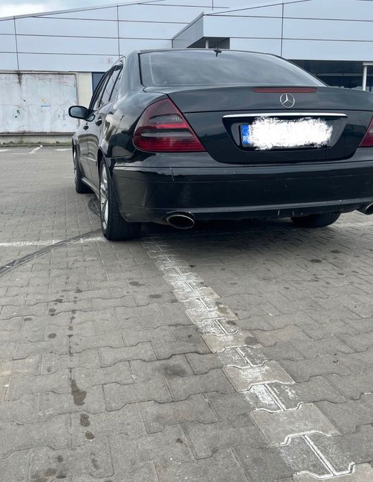 Mercedes E Class w211