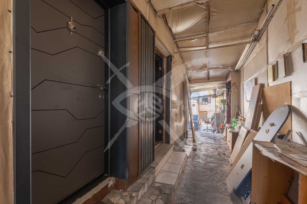 Продава се Етаж от къща в София, Център - 140 кв.м за 1286 €/кв.м - Снимка #10