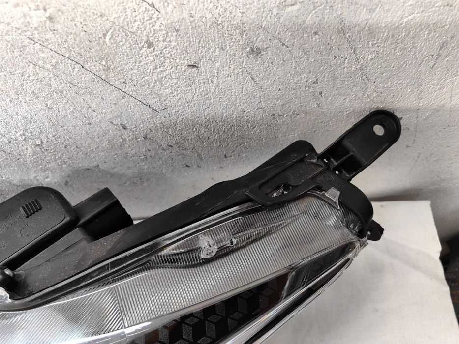 Оригинален фар Ляв Десен  Тойота Ярис  Toyota Yaris Full Led