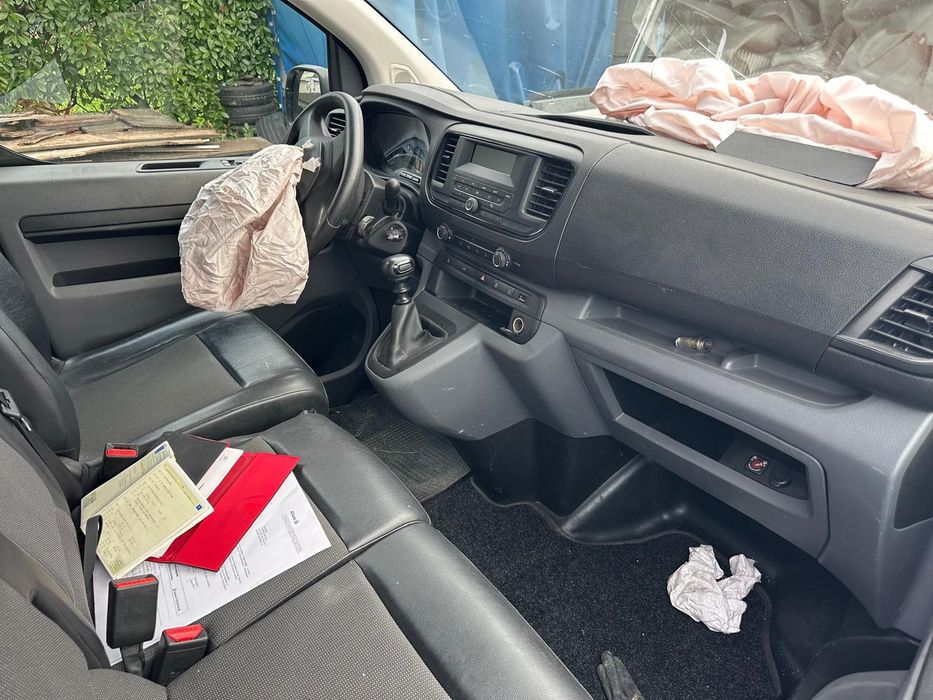 Citroen Jumpy на части