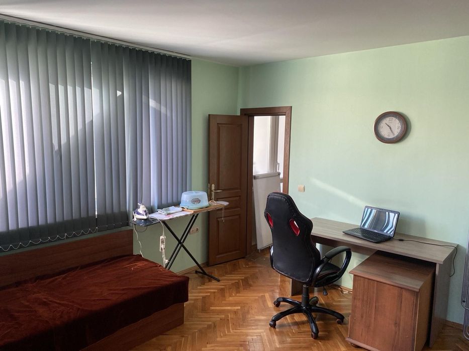 Дава се под наем Тристаен апартамент в Бургас, Център - 92 кв.м за 510 € - Снимка #5