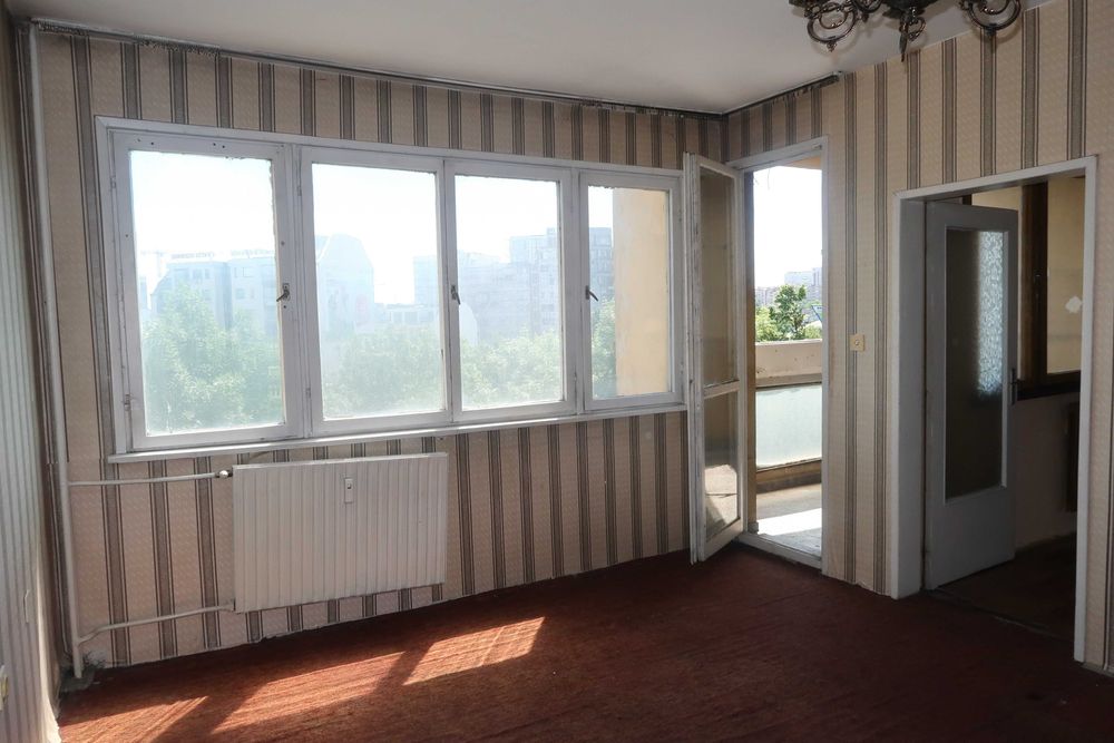 Продава се Тристаен апартамент в София, Красно село - 91 кв.м за 1869 €/кв.м - Снимка #1