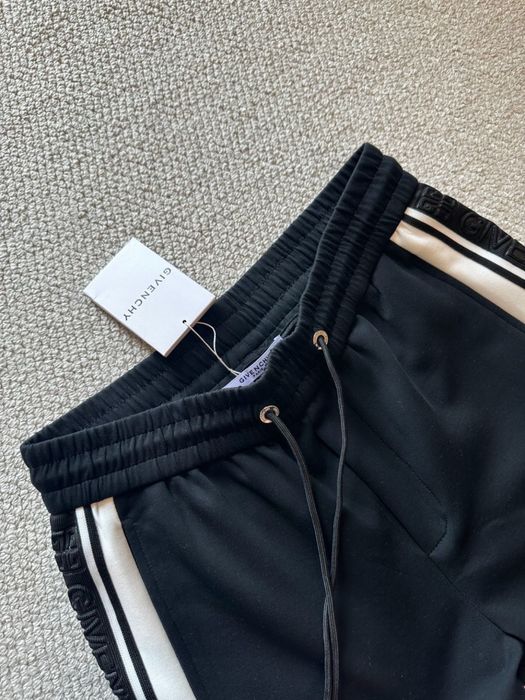 Trening Givenchy , calitate premium , pe comanda , nou , XL