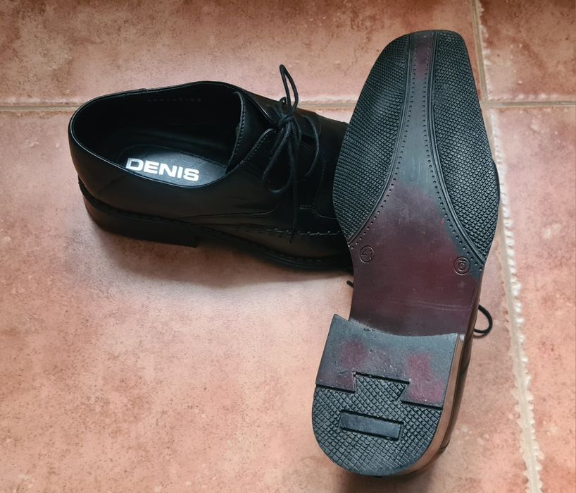 Pantofi din piele
