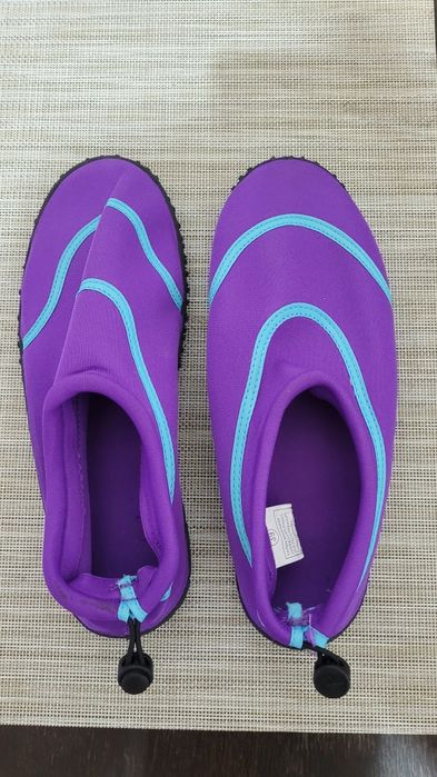 Pantofi de apa- noi, fara eticheta- marimea 39