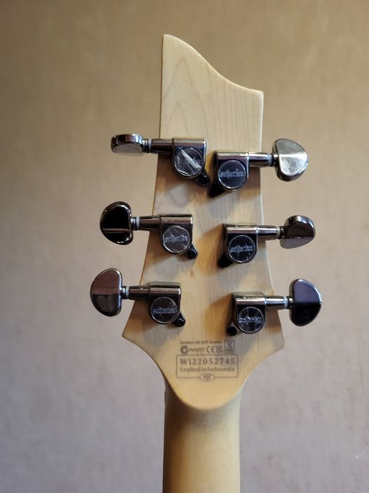 Электрогитара Schecter omen 6