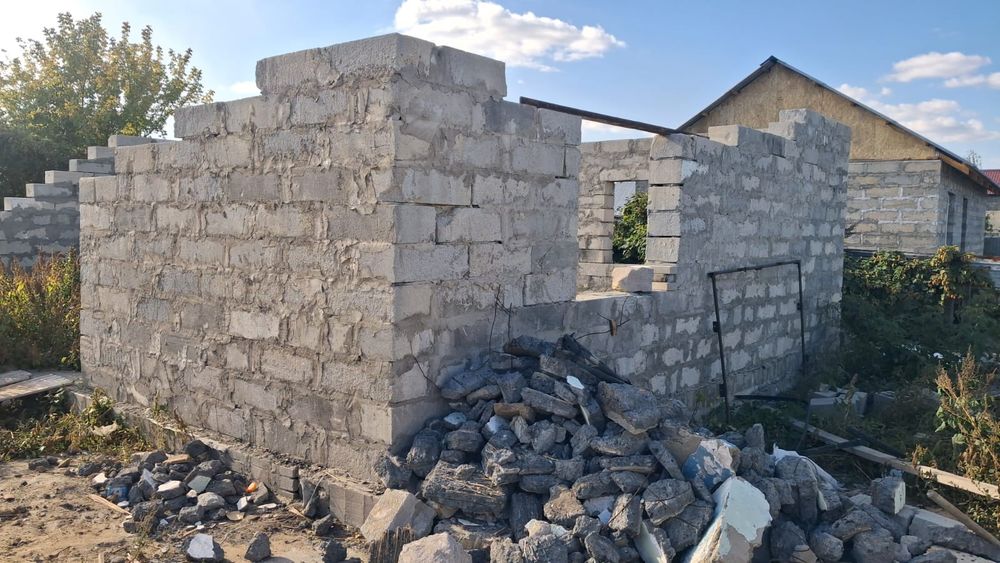 Продам дом недострой