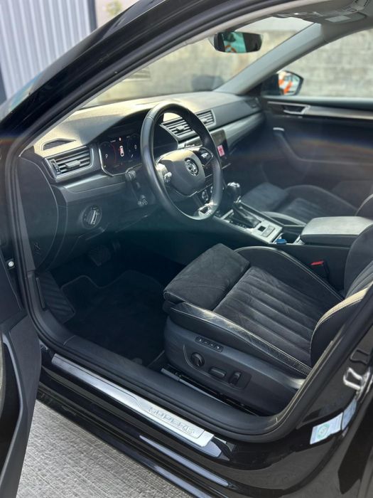 Skoda Superb Style  2.0 TDI/ 2023/105 mii km/Panoramic/Webasto Virtual Matrix
