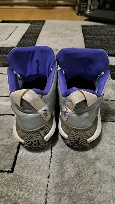 Adidasi jordan royal