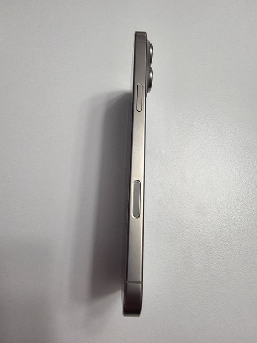 Pentru piese -  Iphone 16 pro max