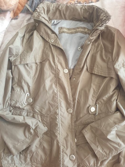 Дамски якета и палта