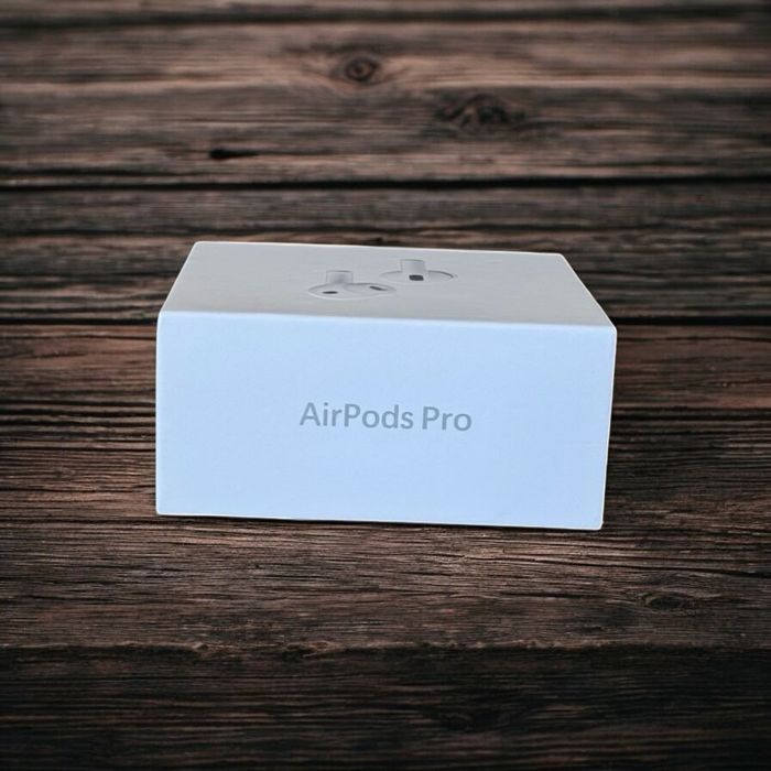 Чисто нови AirPods Pro 3
