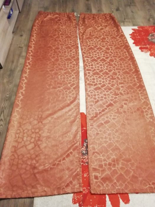 Draperii 2 buc de 1.3 lățime și 2.45 lungine fiecare