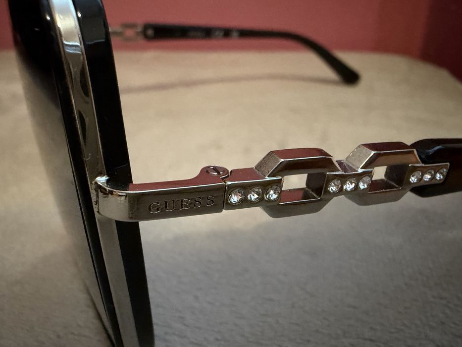 Guess слънчеви очила Guess