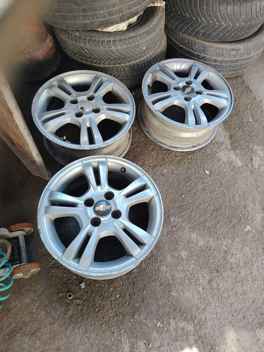 Продам колеса Спарк Нексия 3