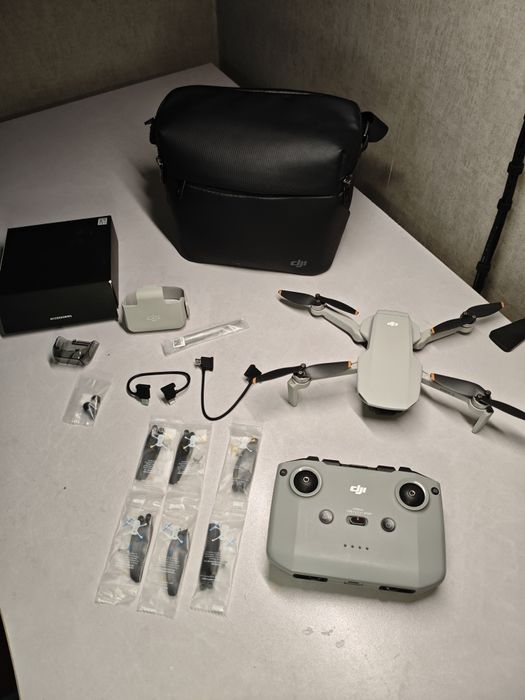 Dji mini 2 fly more combo