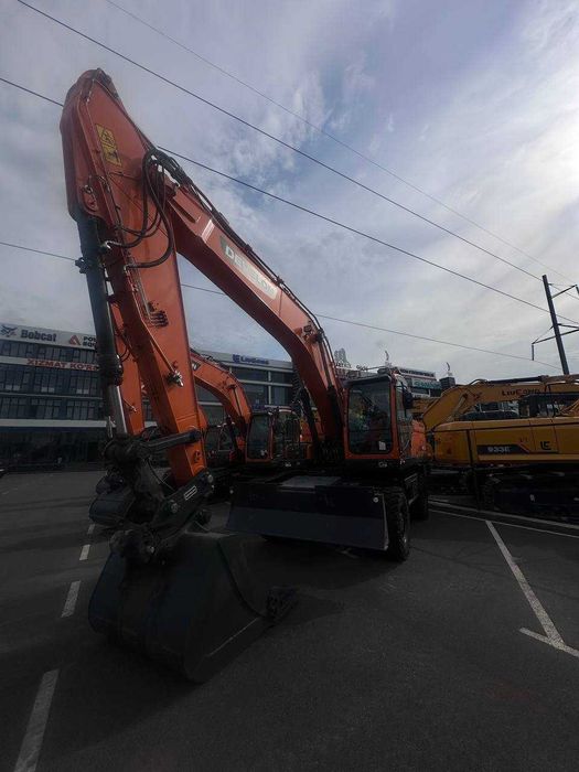 DEVELON (DOOSAN) DX210W Вариантлар бор