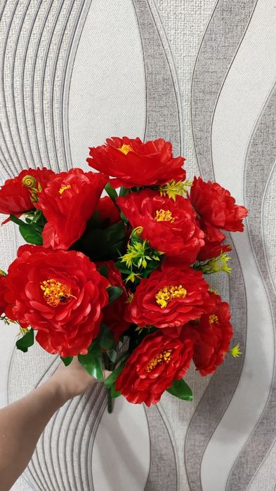 Продам цветы искусственные