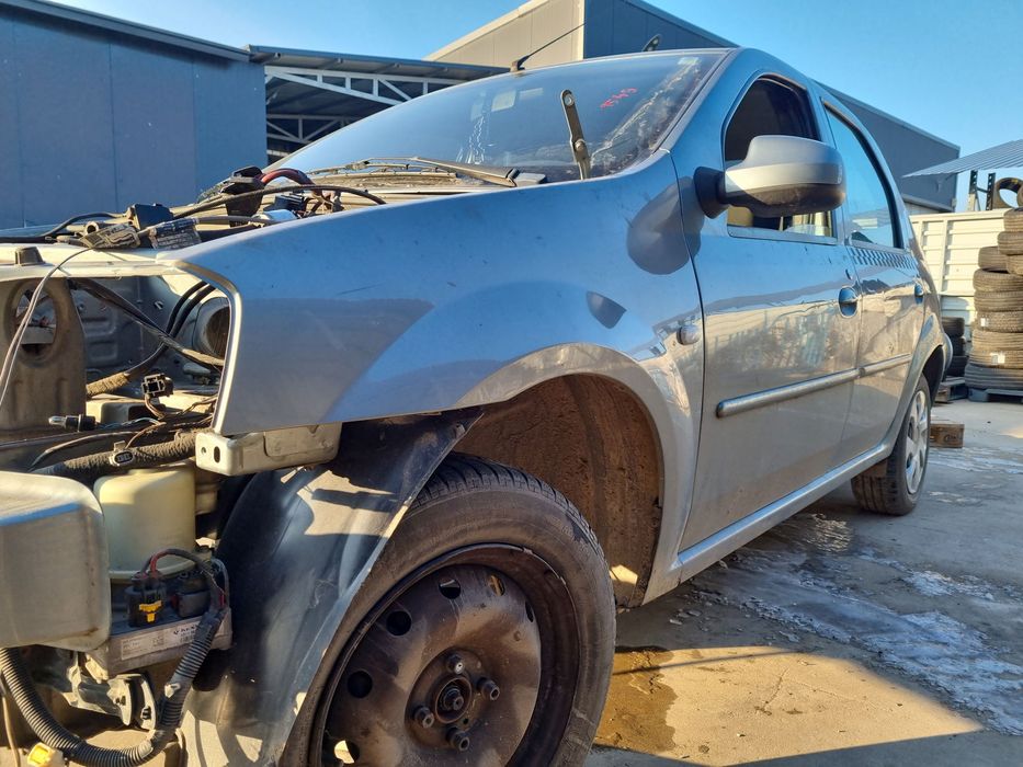 Aripa stanga fata Dacia Logan (LS) [Fabr 2004-2012] OEM