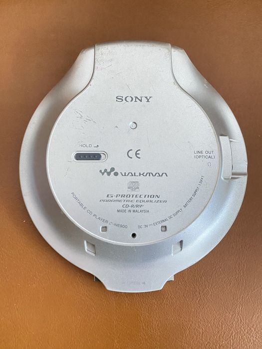 Sony  D-NE900  walkmаn CD MP3