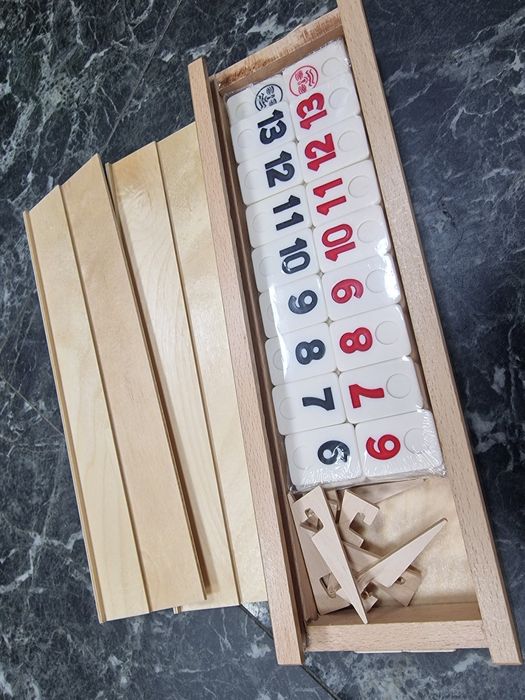 Joc Remi din lemn. Produs nou.